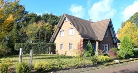 Großzügiges Wohnhaus mit Doppel-Garage in Barßel-Harkebrügge