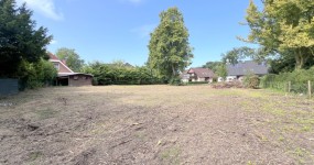 Zwei ideale Baugrundstücke für ein Einfamilienhaus in Ohrwege