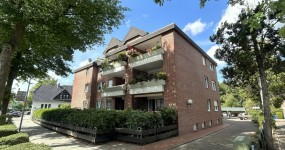 Vermietete 2-Zimmer-Wohnung mit Balkon und Außen-Stellplatz im Zentrum von Bad Zwischenahn