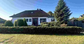 Modernisierungsbedürftiges Einfamilienhaus in Edewecht/Osterscheps