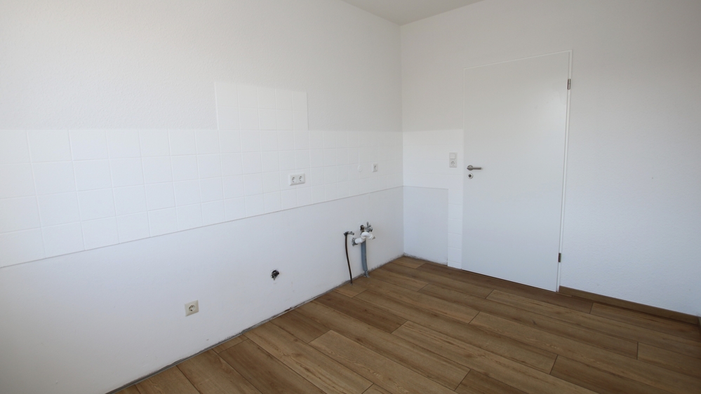 Renovierte 2-Zimmer-Wohnung mit West-Balkon in zentraler Lage in Edewecht (Friedrichsfehn) - Photo 2
