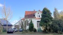 Straßenansicht des Gebäudes