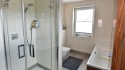 Badezimmer im Obergeschoss