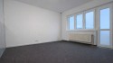großzügige Büroeinheit mit direktem Zugang zur Terrasse - KI angepasst