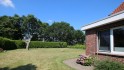 Garten mit großen Rasenflächen