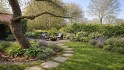 Garten (KI bearbeitet)