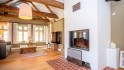 Wohnzimmerbereich mit Kamin