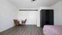 Wohn-/Schlafzimmer