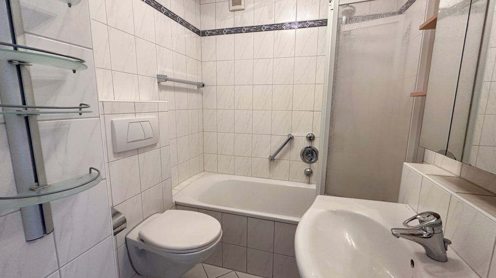 Gepflegtes 4-Zimmer-Reihenmittelhaus mit Garten und Keller in zentraler Lage von Oldenburg - Foto 2