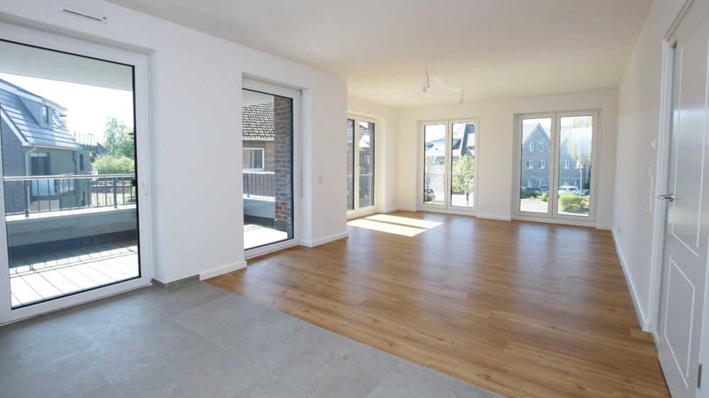 Neubau! Hochwertige 3-Zimmer-Wohnung mit Balkon im Zentrum von Bad Zwischenahn - Photo 2