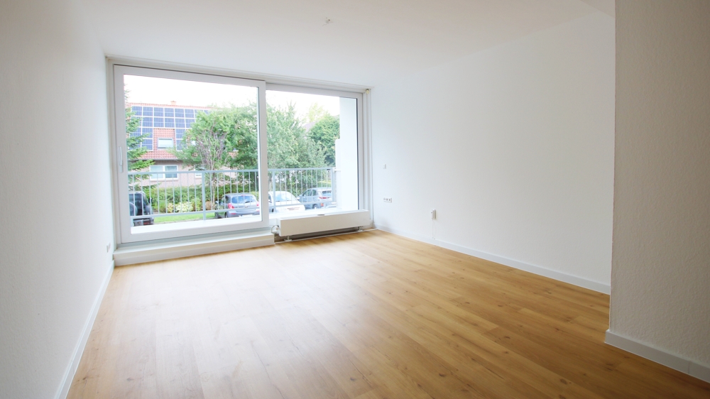 2-Etagen-Wohnung mit Terrasse, 2 Loggien und Tiefgaragen-Stellplatz in Bad Zwischenahn - Photo 2