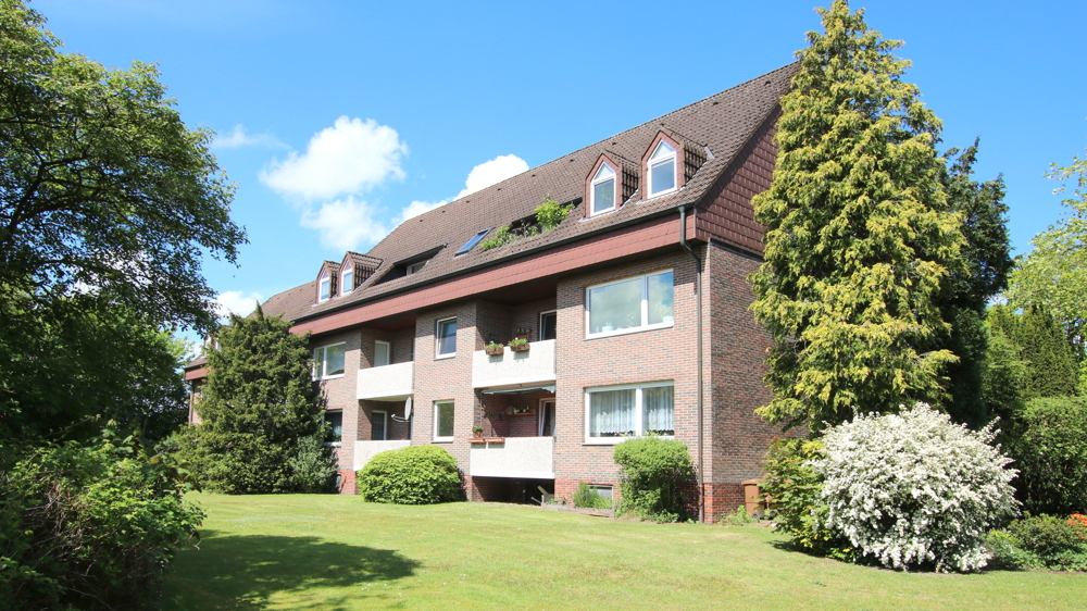 Großzügige 3-Zimmer-Obergeschosswohnung mit Loggia und Kellerraum in zentraler Lage in Bad Zw'ahn - Photo 3