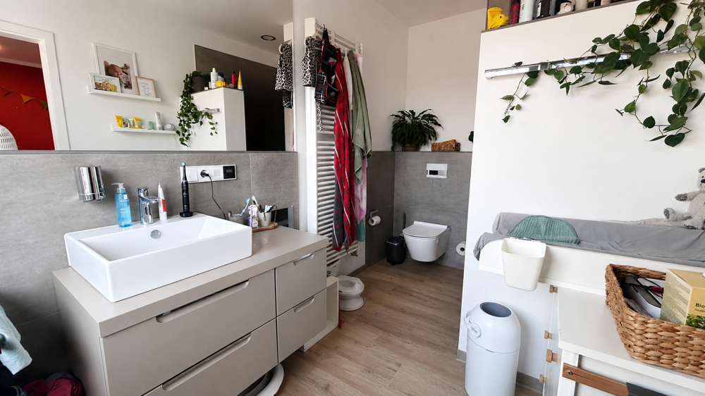 Moderne 3-Zimmer-Wohnung mit Dachterrasse und Stellplatz mitten im Zentrum von Bad Zwischenahn - Photo 5